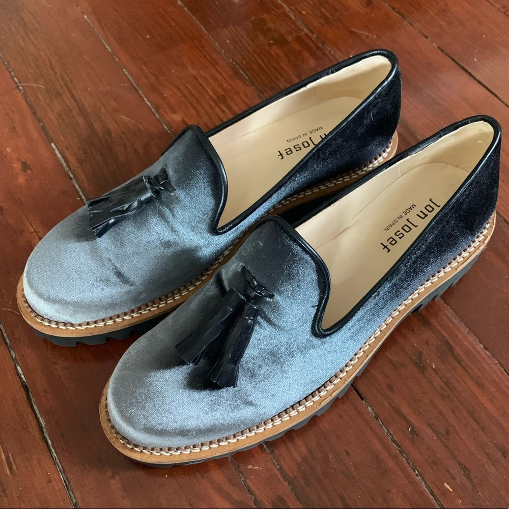 Jon Josef velvet gogo loafers never worn